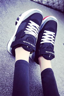 美公主蘑菇街优店 女性专属运动鞋，演绎户外时尚新潮流